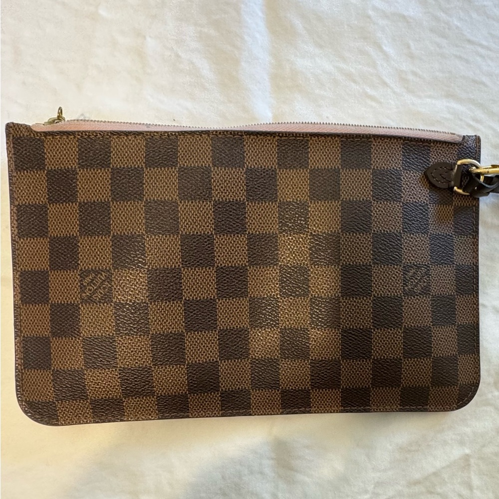 Louis Vuitton Damier Ebene Clutch